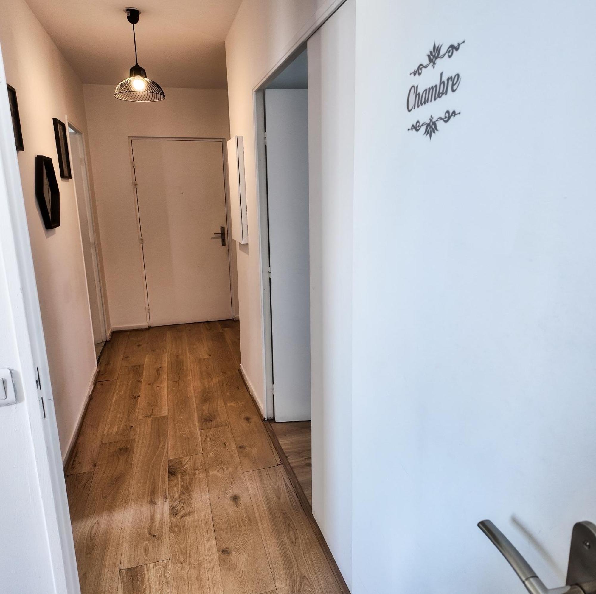 Jolie Proche De Paris Et Sa Peripherie Privatunterkunft Aubervilliers
